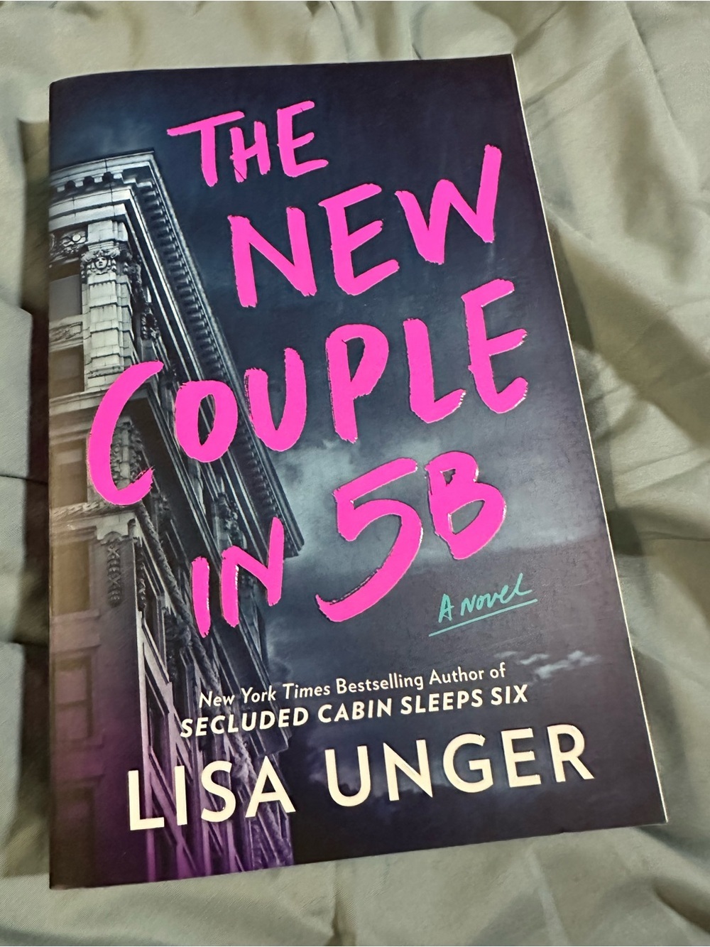 📚4 FOR $25 BOOK SALE - The New Couple in 5B by Lisa Unger